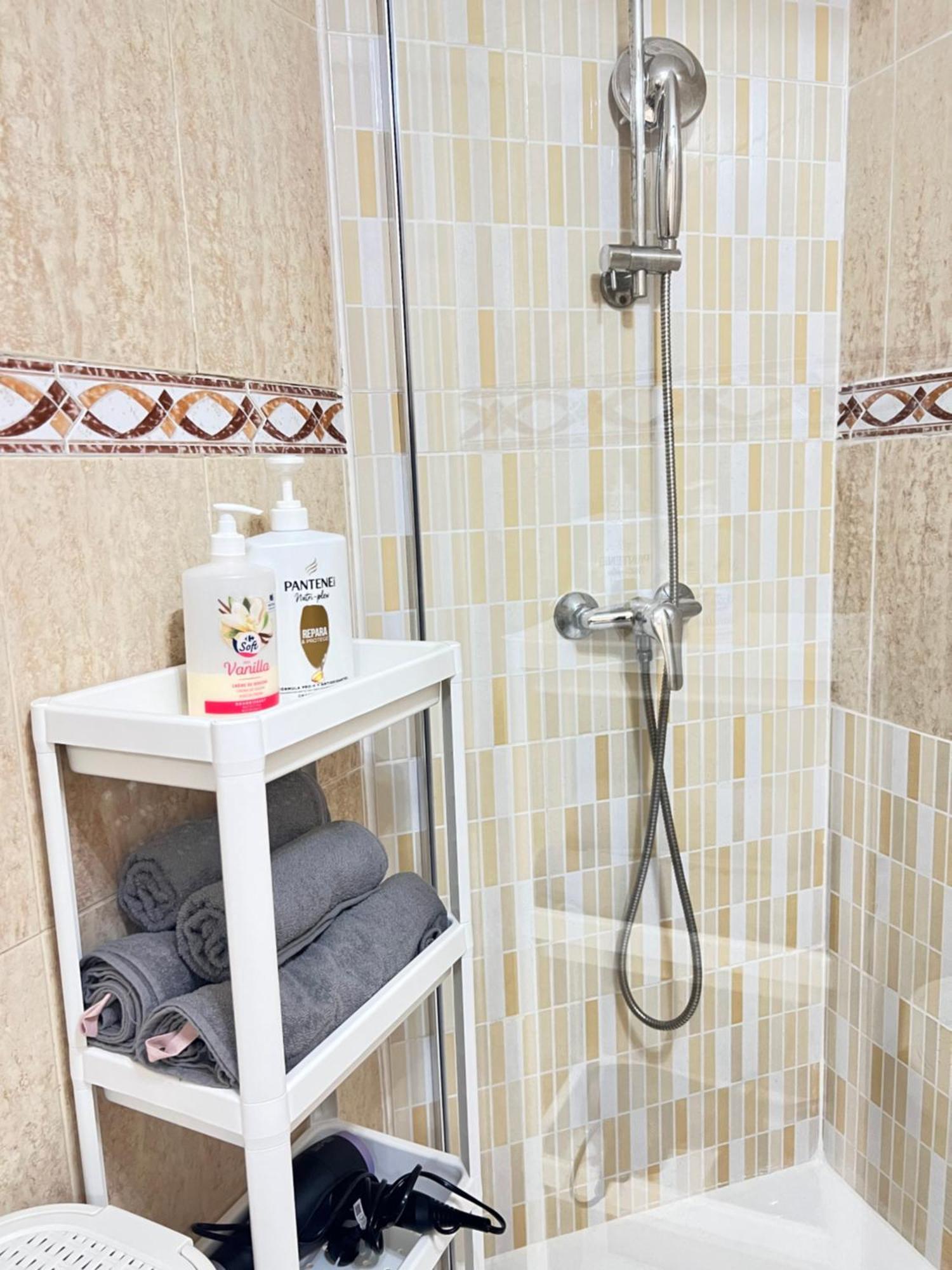 Renovated Cosy Studio 350 M Playa Del Cura, With Official Touristic License Torrevieja Exteriör bild